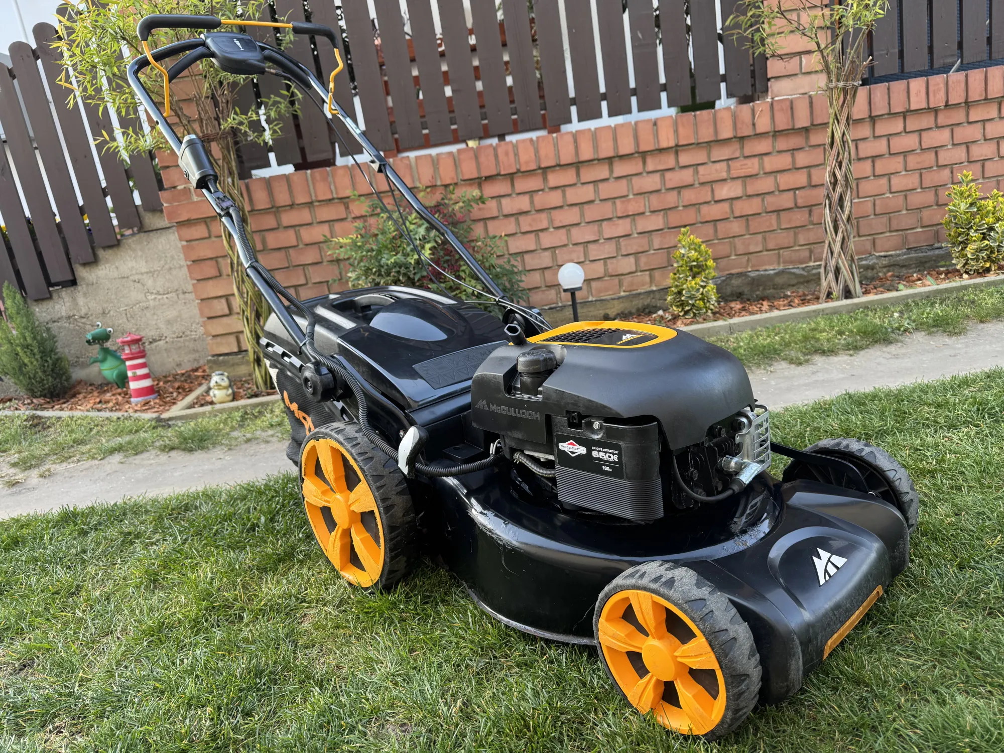 McCulloch önjárós,önindítós fűnyíró eladó - Racsni